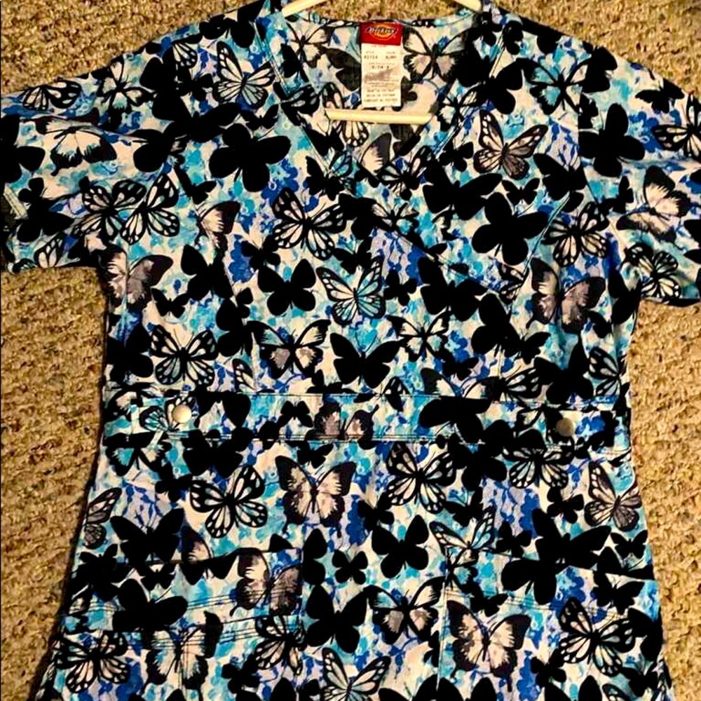 Dickies scrub top
